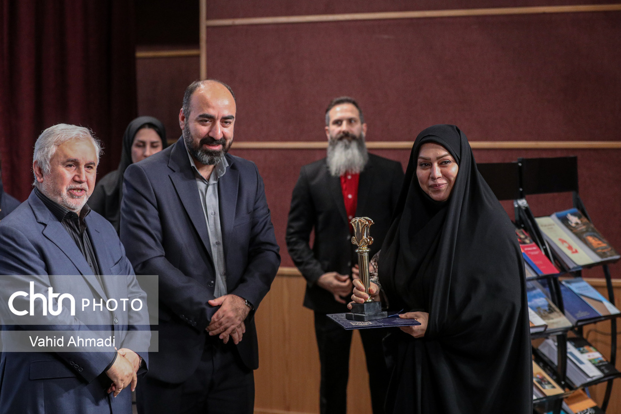 فعالیت پژوهشگاه میراثفرهنگی باید جذاب در اختیار مخاطبان قرار گیرد/ رونمایی از تازههای نشر