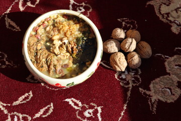 آش جو تنوری از خوراک های سنتی در محور کرج-چالوس استان البرز