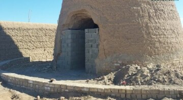 مرمت برج تاریخی در روستای مهدی‌آباد سردار رفسنجان غیراصولی است