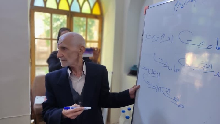 برگزاری دوره آموزشی خط سیاق در شوشتر خوزستان