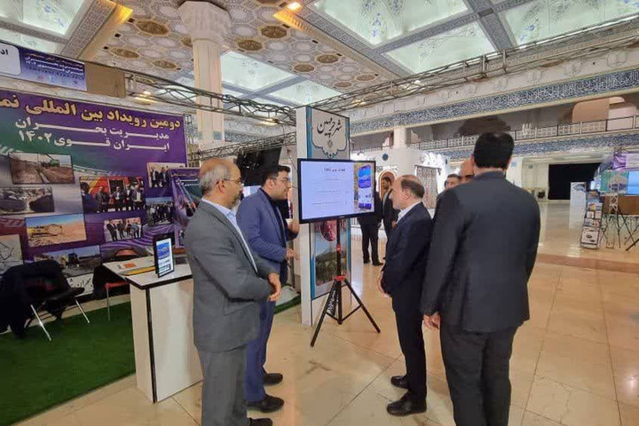 معرفی ابر سامانه مجازی هشدار به گردشگران برای نخستین بار در نمایشگاه ایران قوی معرفی ابر سامانه مجازی هشدار به گردشگران برای نخستین بار در نمایشگاه ایران قوی