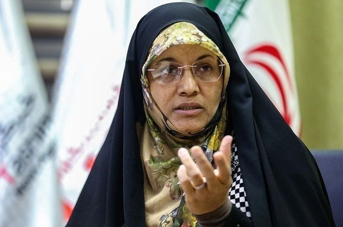 صنایعدستی گنج پنهان و نمونه بارز اقتصاد مقاومتی است/ نقش صنایعدستی در توسعه صادرات ایران/ رونق بیش از پیش صادرات با اصلاح قوانین دست و پاگیر