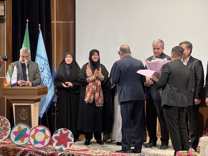 همایش تولید صنایع‌دستی و اشتغال‌زایی با محوریت هفتمین رویداد داوری مهر اصالت ملی در بوشهر