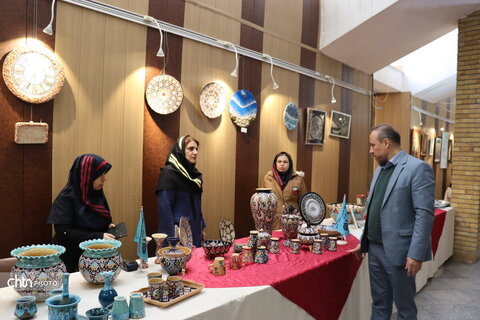 نمایشگاه صنایع دستی بسیج