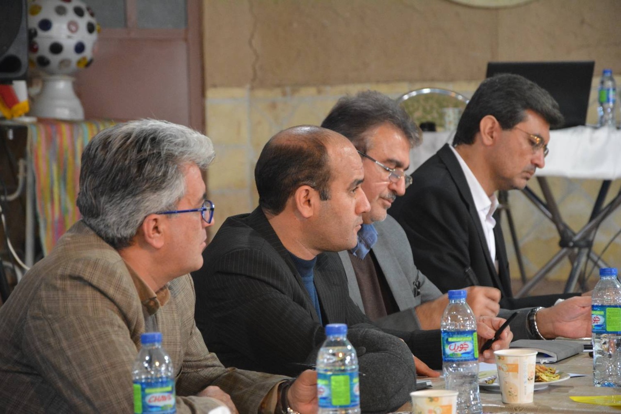 برگزاری نشست هم‌اندیشی آموزش بهره‌وری و توسعه نوآوری در یزد