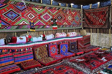 برپایی میز ملی گردشگری عشایر در سیزدهمین نمایشگاه گردشگری پارس