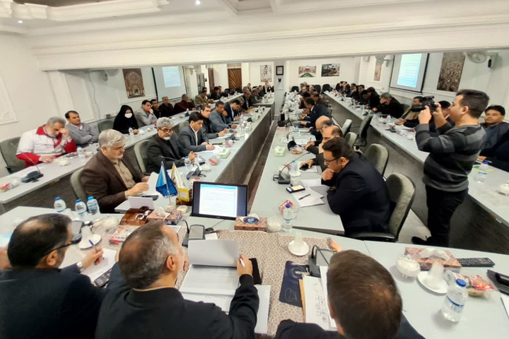 گردشگری باید به محور اصلی توسعه اصفهان تبدیل شود گردشگری باید به محور اصلی توسعه اصفهان تبدیل شود