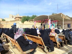 جشنواره هنر مادرانه در قصرشیرین کرمانشاه برگزار شد