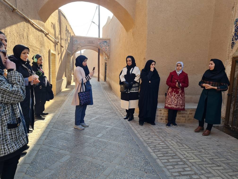 برگزاری تور بافتگردی در یزد ویژه بانوان