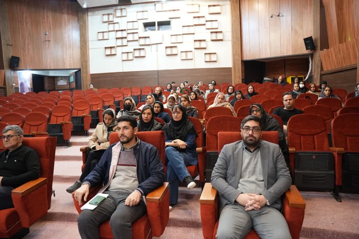 کارگاه آموزشی طراحی و نوآوری صنایع‌دستی کرمانشاه برگزار شد