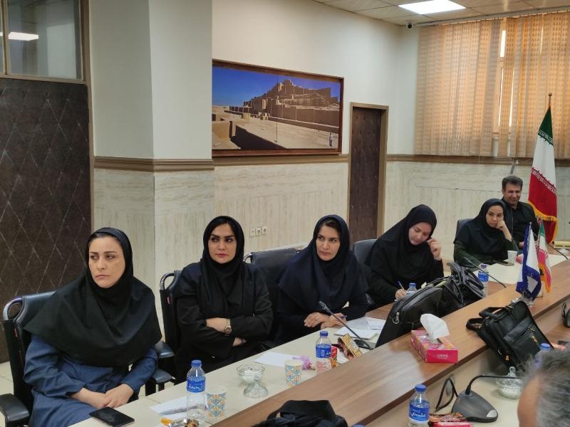 آشناسازی کارشناسان گردشگری خوزستان با سامانه جانا طی یک کارگاه آموزشی