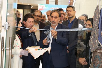 نمایشگاه صنایع‌دستی و هنرهای سنتی در بجنورد خراسان شمالی افتتاح شد