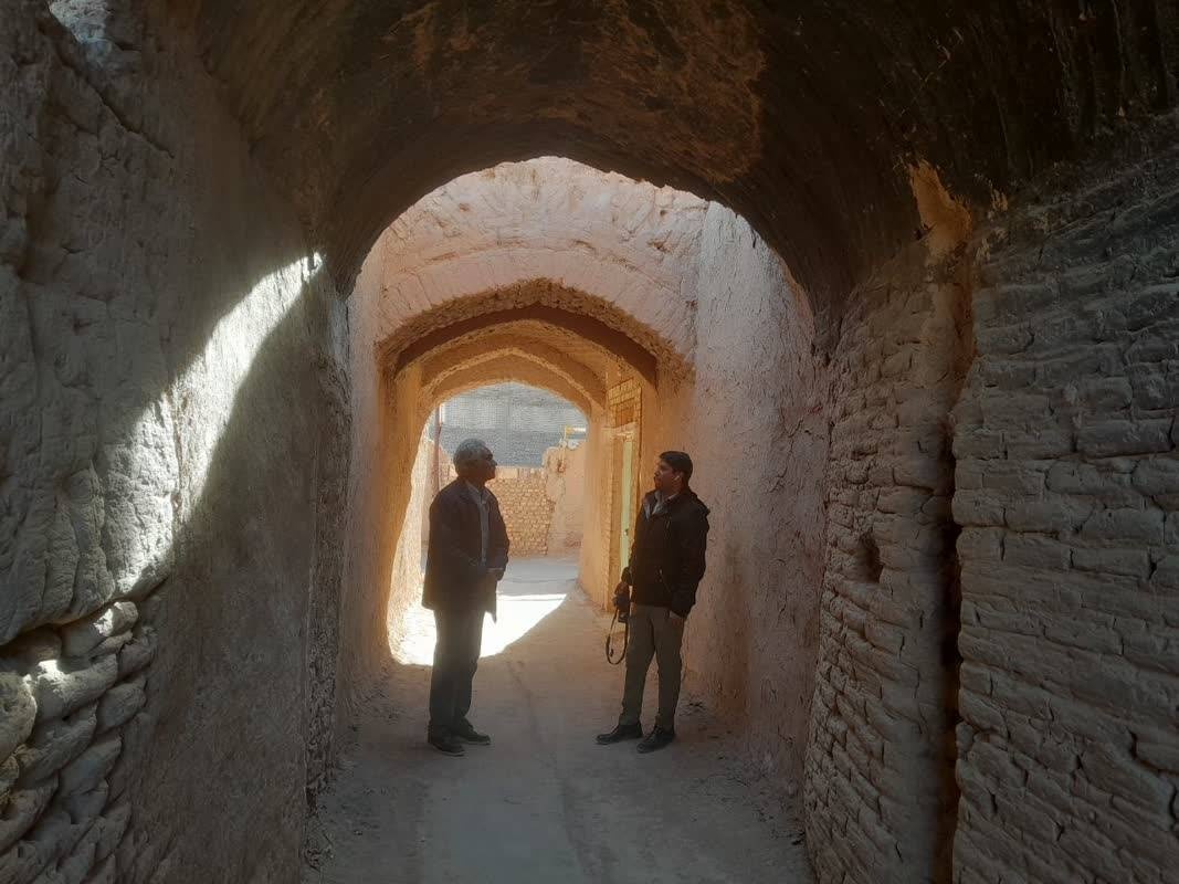 مرمت و احیای ساباط‌های بافت تاریخی ابرند آباد شاهدیه