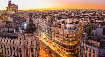 اسپانیا با ۸۴ میلیون گردشگر در سال گذشته رکورد شکست