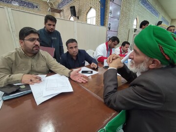 میز خدمت اداره‌کل میراث‌فرهنگی، گردشگری و صنایع‌دستی استان بوشهر در مصلی جمعه دیر برپا شد