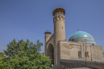 تکمیل مرمت پشت‌بام مسجد جامع بروجرد