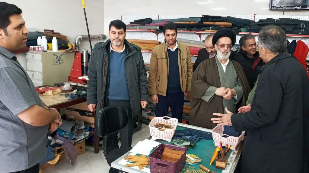 آیین افتتاح کارگاه تولیدی چرم در شهرستان خدابنده