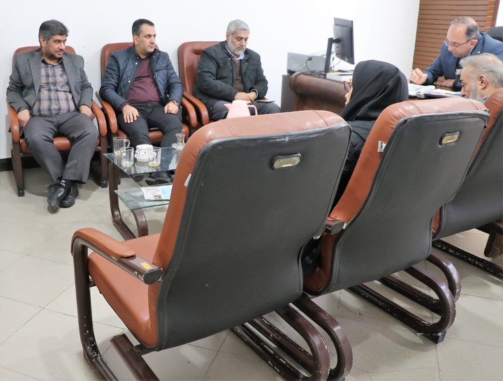 کمیسیون فنی بدوی رسیدگی به شکایات دفاتر استان مرکزی برگزار شد