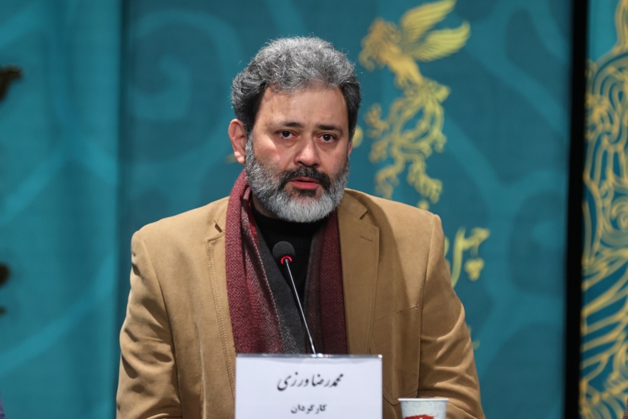 هدفم نمایش مقاومت پروین اعتصامی برای اثبات خود در جامعه مردانه خشن بود/ پروین یک میراثفرهنگی است/ «آگرین» شخصیتی بیرون آمده از اشعار پروین