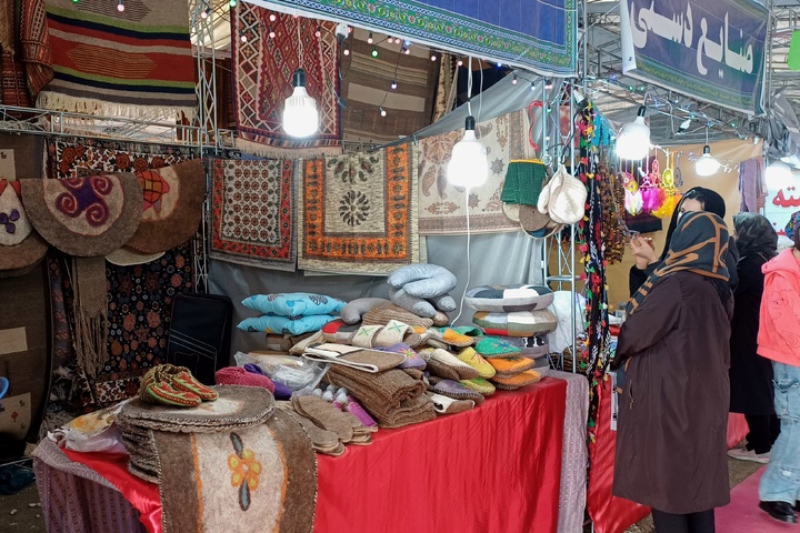 برپایی جشنواره و نمایشگاه صنایع‌دستی و سوغات استان‌ها در کرج  