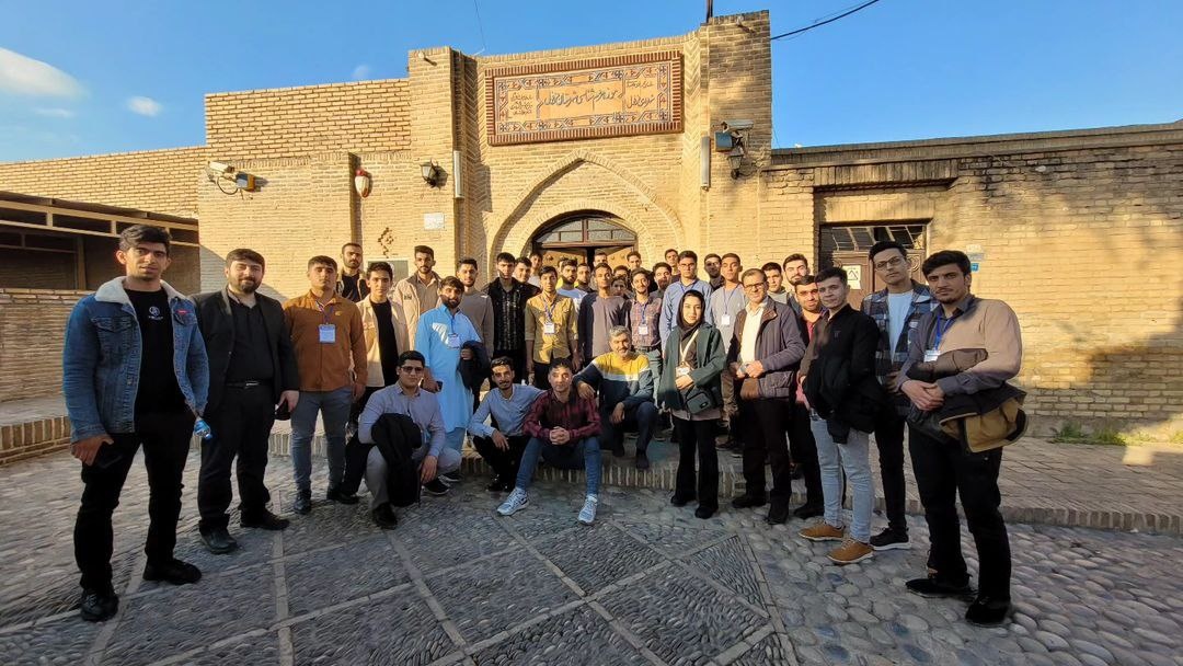 آشنایی بیش از ۵۰۰ دانشجو فرهنگی از سراسر کشور با جاذبههای گردشگری دزفول