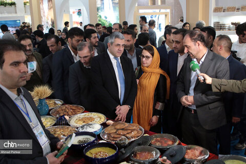 بازدید دبیرکل سازمان گردشگری ملل متحد از هفدهمین نمایشگاه بین‌المللی گردشگری تهران