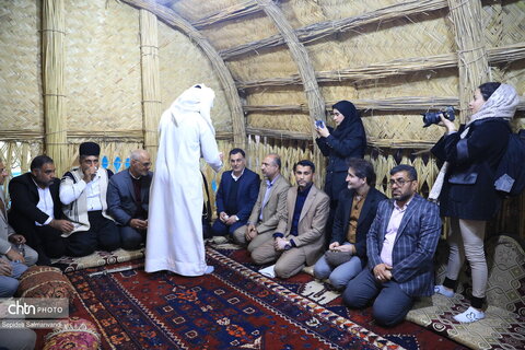 بازدید استاندار خوزستان از غرفه خوزستان