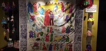 موزه‌ای با ۱۵۰۰ عروسک از ایران و جهان در غرفه نمایشگاهی شهرستان اوز فارس