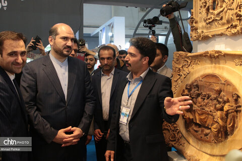 بازدید معاون اجرایی رییس جمهور از هفدهمین نمایشگاه بین‌المللی گردشگری تهران