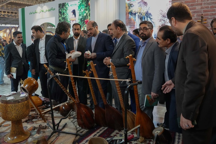 روز پرتردد غرفه کرمانشاه در هفدهمین نمایشگاه بین‌المللی گردشگری تهران