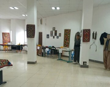برپایی نمایشگاه صنایع‌دستی و هنرهای سنتی در شهرستان دیواندره