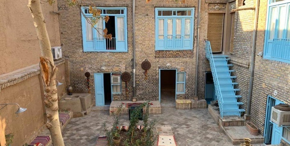 اقامت در قلب تاریخ مشهد