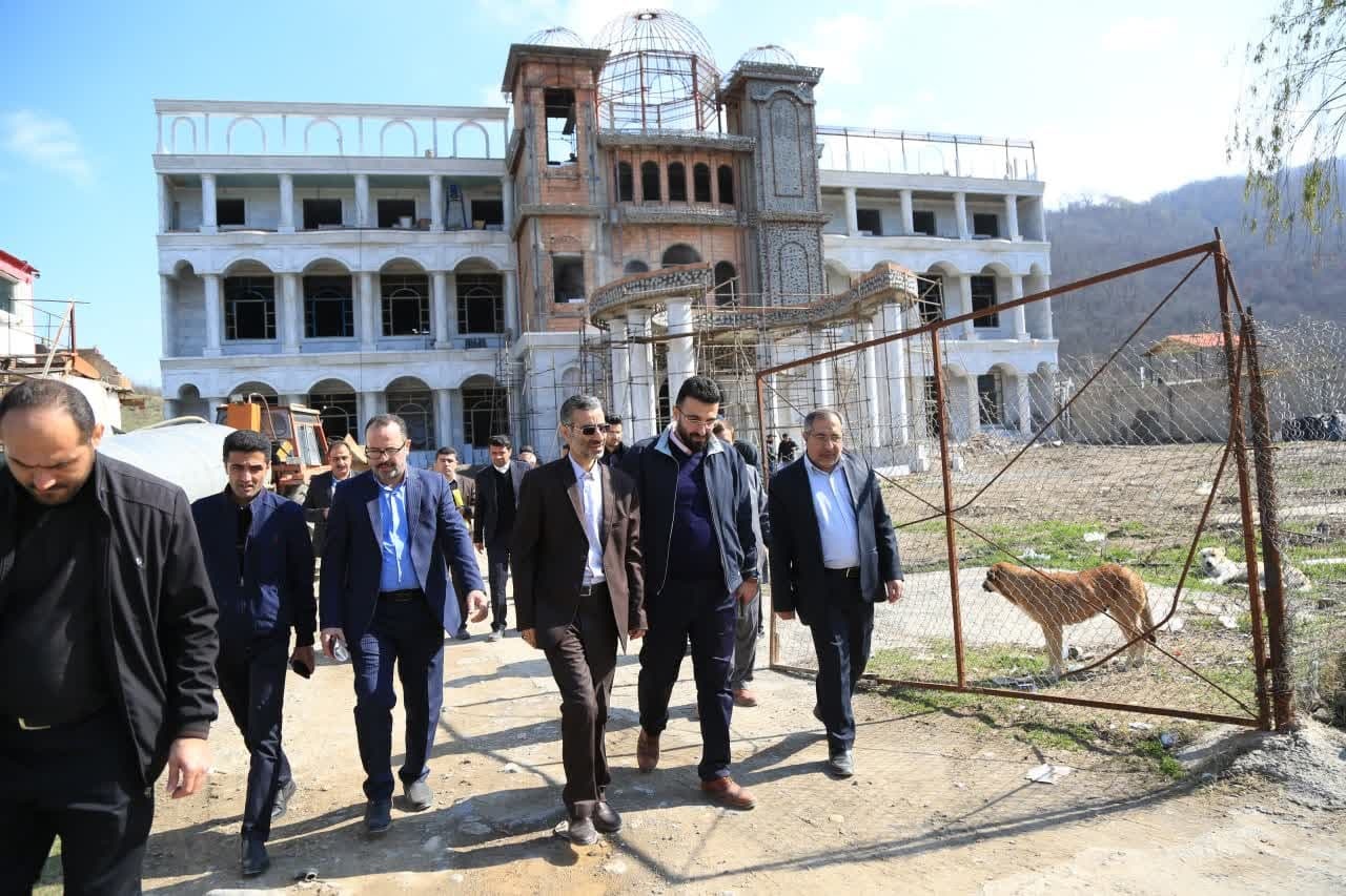 بررسی موانع و مشکلات ۴ هتل استان گلستان با حضور مدیرکل امور حقوقی وزارت میراثفرهنگی