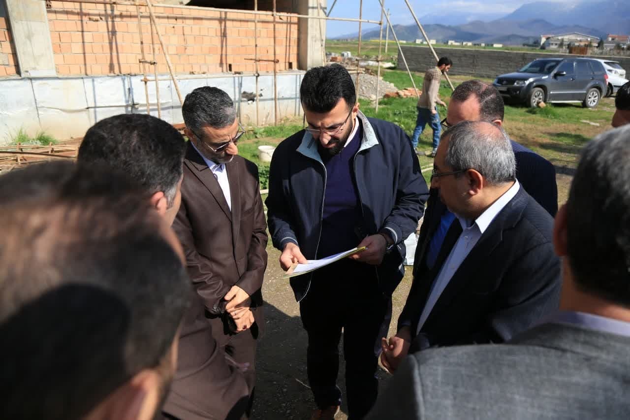 بررسی موانع و مشکلات ۴ هتل استان گلستان با حضور مدیرکل امور حقوقی وزارت میراثفرهنگی