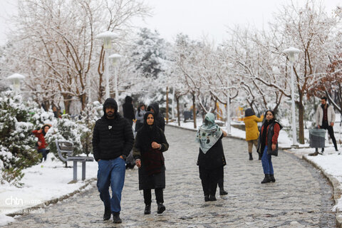 نخستین بارش برف زمستانی اصفهان