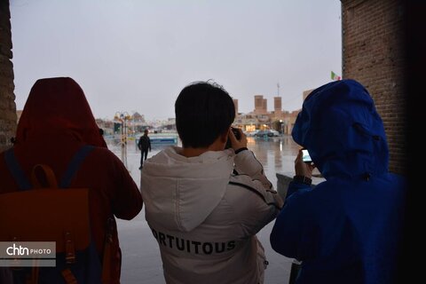 بازدید گردشگران چینی پروژه ایران سلام از اماکن گردشگری میبد و یزد