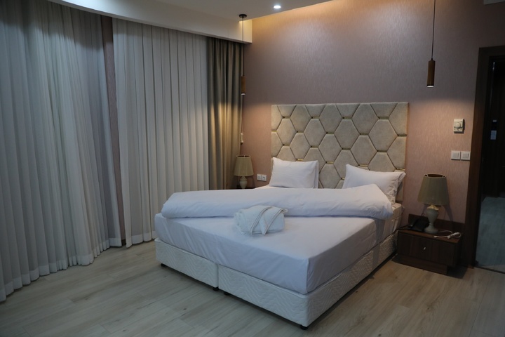 احداث هتل‌های ۴ و ۵ ستاره لازمه جذب گردشگران خارجی در استان اردبیل