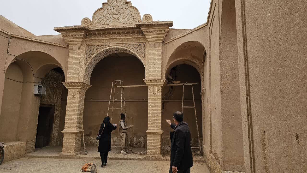 ساماندهی مسیرهای گردشگری بافت تاریخی اردکان