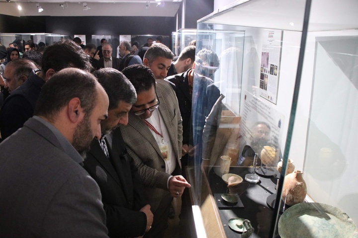 نمایشگاه یافته‌های باستان‌شناسی ایران در سال ۱۴۰۱ افتتاح شد