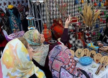 برپایی نمایشگاه صنایع‌دستی در بیجار کردستان