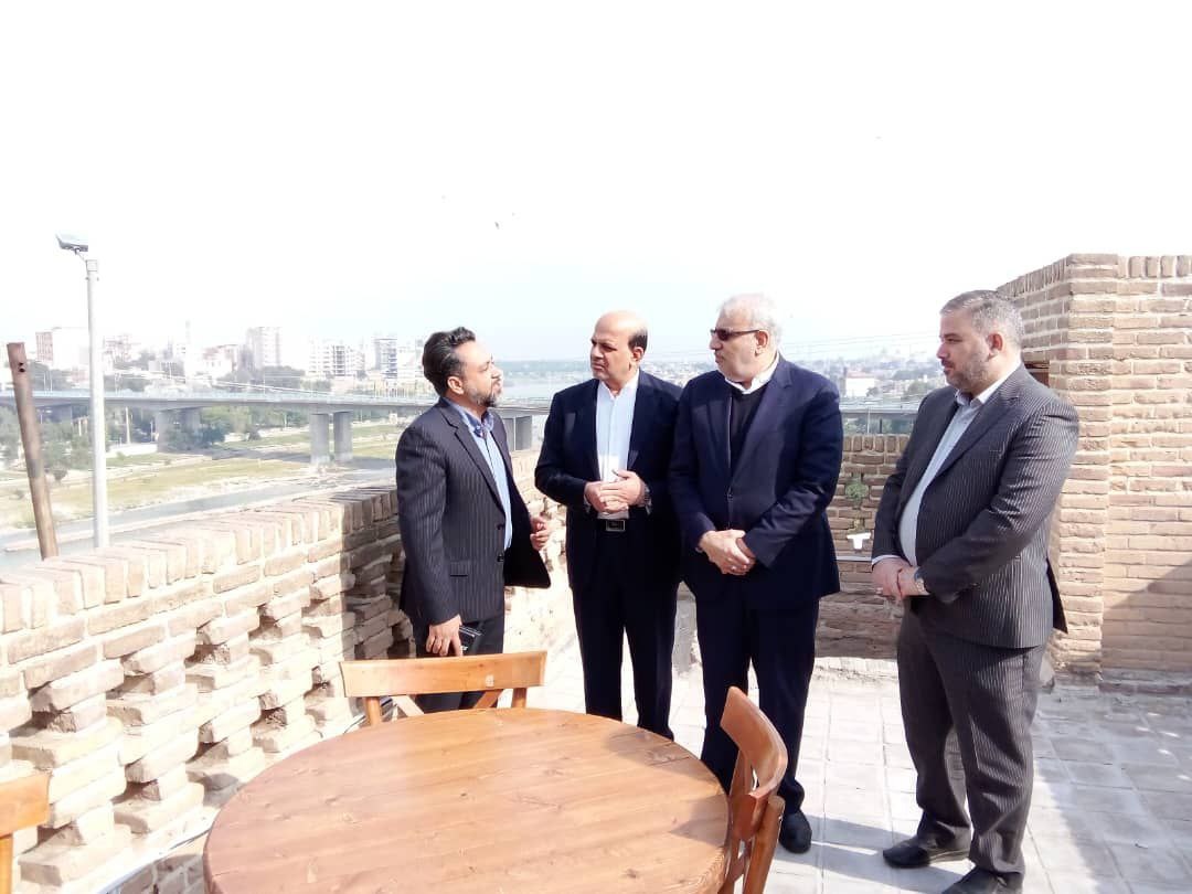بازدید وزیر نفت از آثار تاریخی دزفول/ اوجی در گفتوگو با میراثآریا: یکی از وظایف وزارت نفت کمک به حوزه میراثفرهنگی است