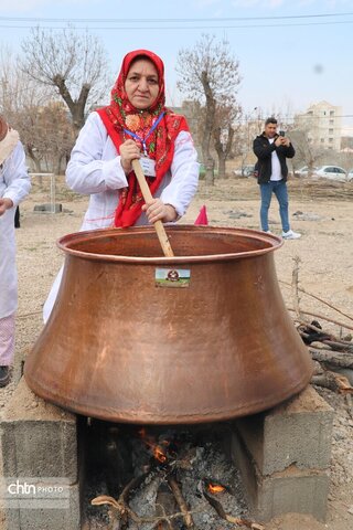جشنواره سمنوپزان در فرهنگسرای شهروند در شهرستان بجنورد