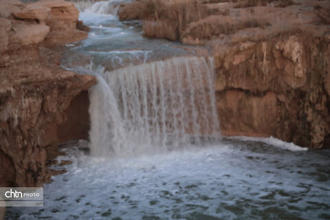 آبشارها و چشمه‌های جاری در استان بوشهر