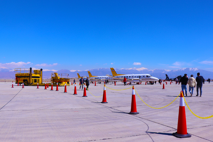 اولین نمایشگاه صنعت هوایی فرودگاه پیام
