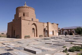 امام زاده علی اکبر آرادان