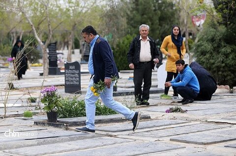 دیدار با رفتگان در آخرین پنجشنبه سال