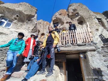 بازدید گردشگران چینی از جاذبه‌های آذربایجان‌شرقی