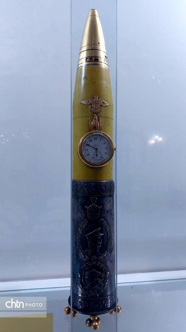 در این خانه قجری زمان ایستاده است!/ ساعت به وقت تاریخ