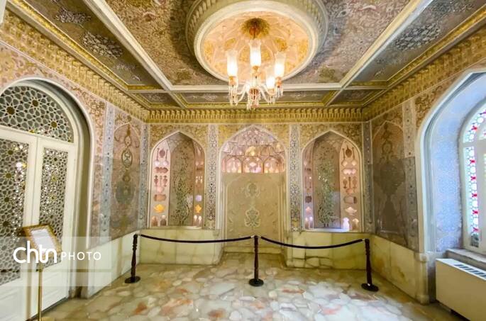 در این خانه قجری زمان ایستاده است!/ ساعت به وقت تاریخ