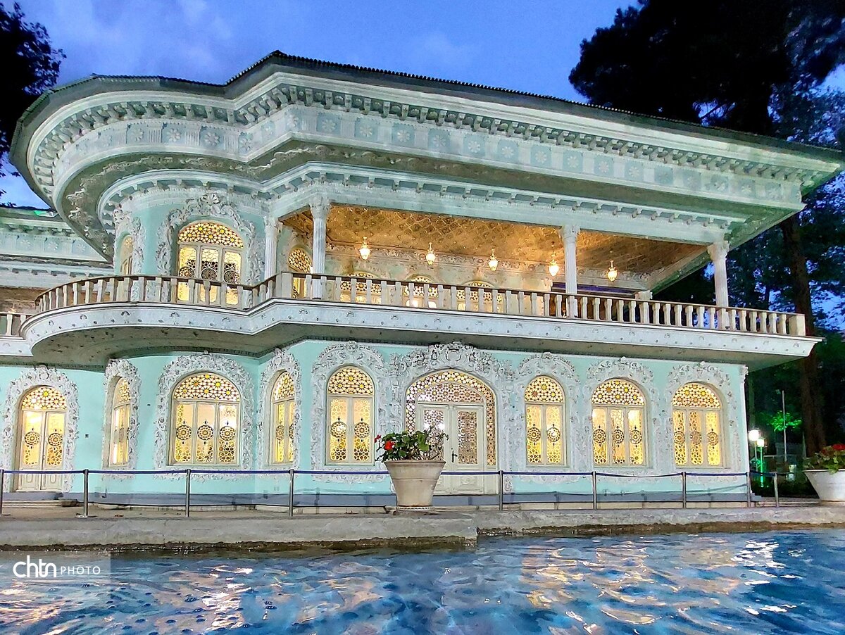 در این خانه قجری زمان ایستاده است!/ ساعت به وقت تاریخ